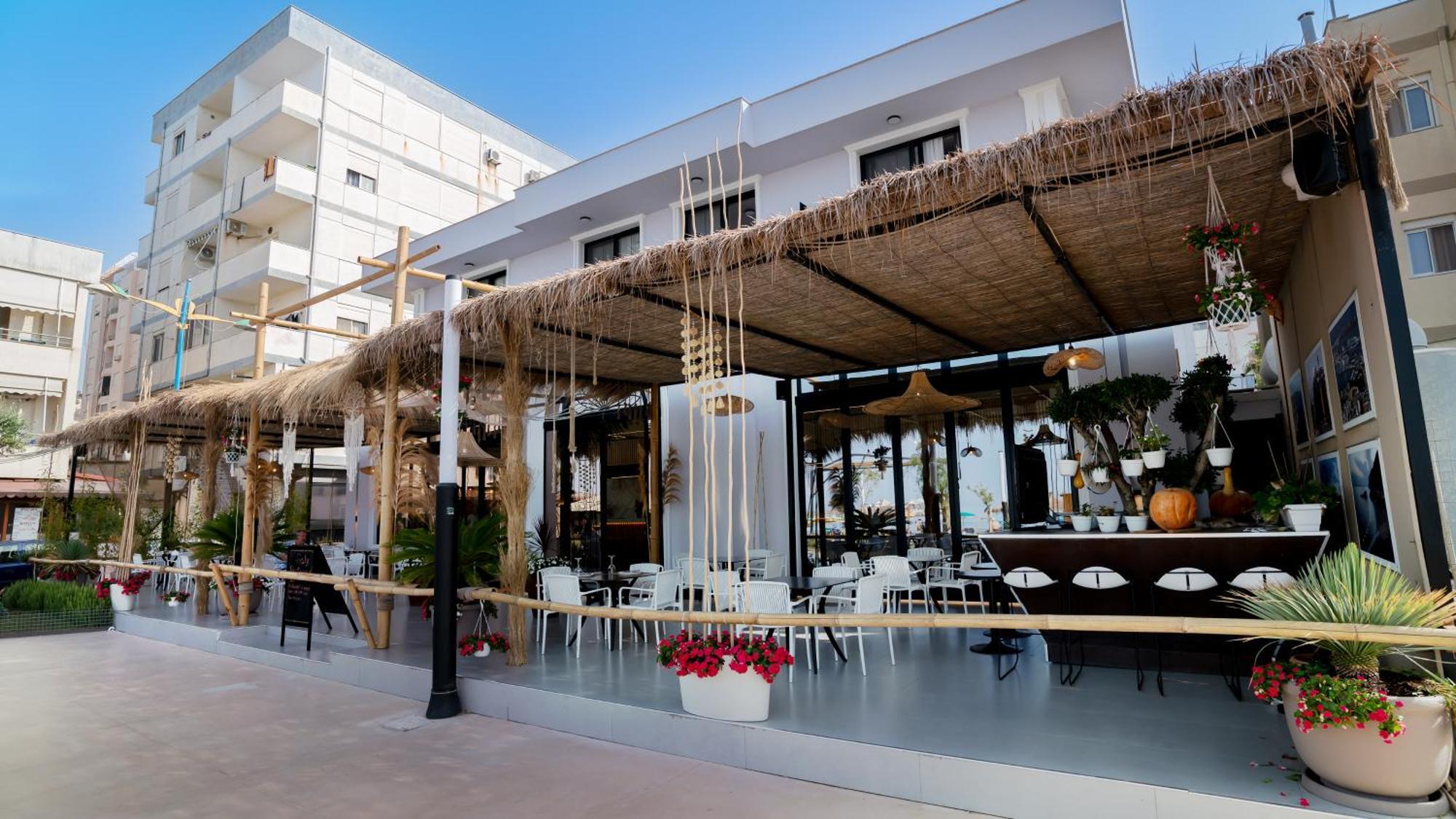 Hotel Saly Durrës Exterior foto