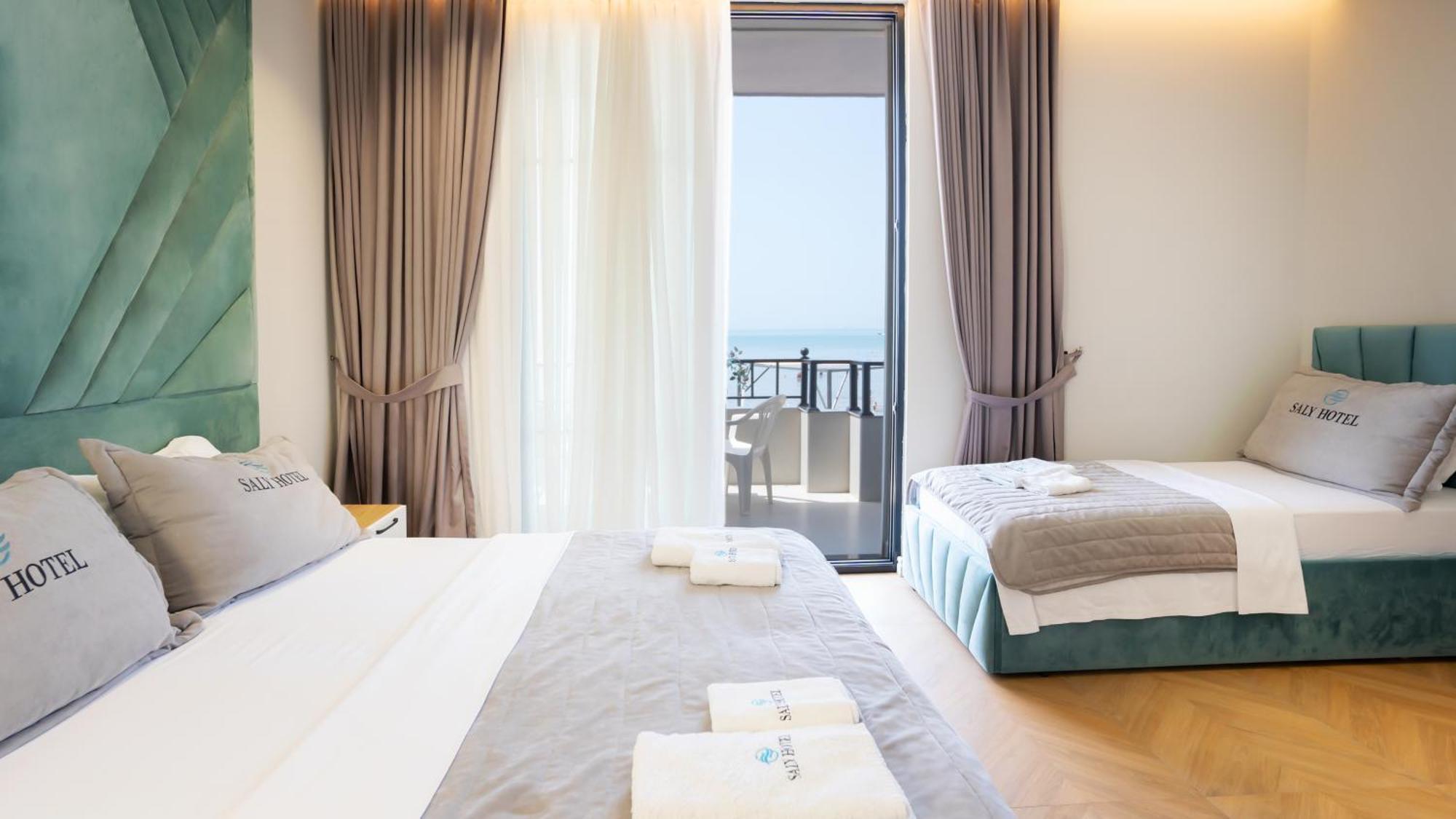 Hotel Saly Durrës Exterior foto